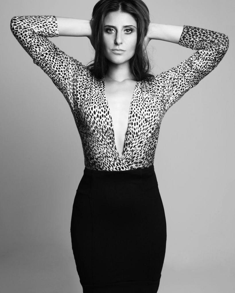 663455101: Chica busca chico en Madrid