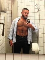 604873644: Chico busca chica en Madrid