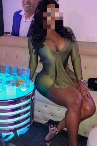 604206429: Chica busca chico en Tenerife