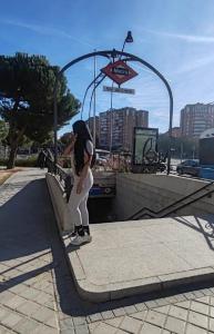 624746787: Chica busca chico en Madrid