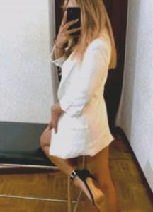 617563885: Chica busca chico en Asturias