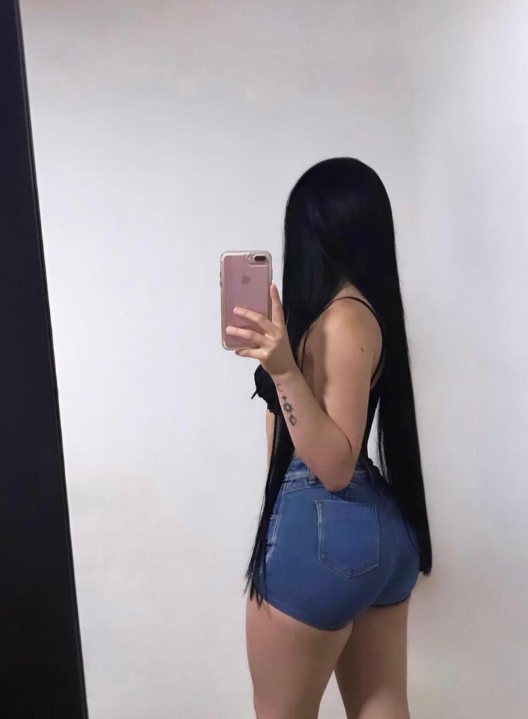 Chica busca chico en Granada: 