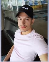 641702687: Chico busca chica en Zaragoza