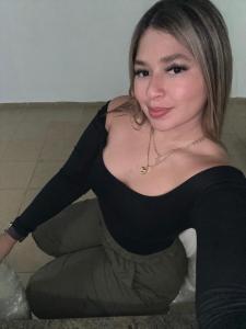 643212046: Chica busca chico en Tarragona