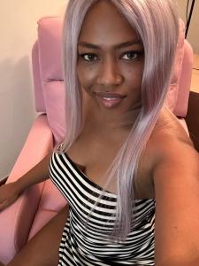 666870110: Chica busca chico en Madrid