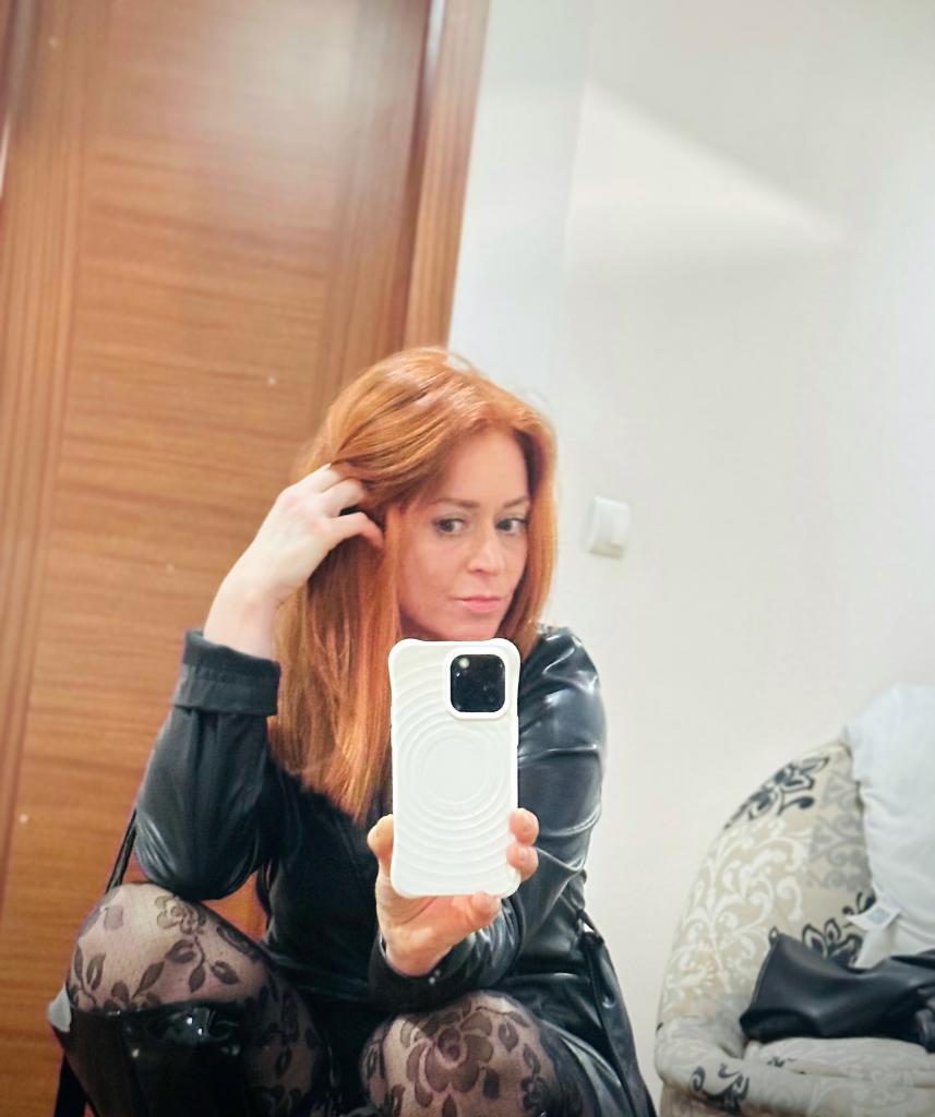 671376914: Chica busca chico en Cantabria