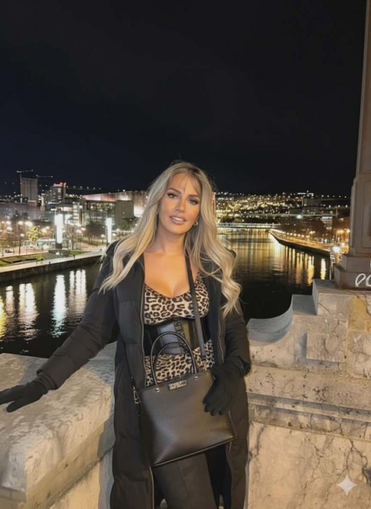 673623557: Travesti en Burgos