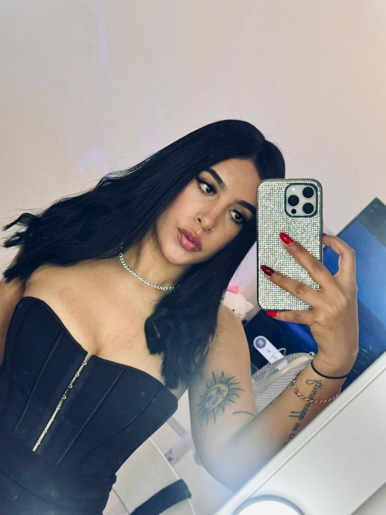 Chica busca chico en Tenerife: 