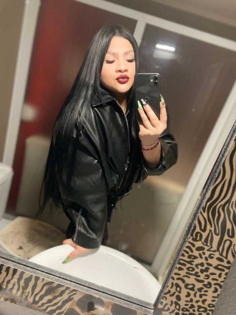 Chica busca chico en Sevilla: 