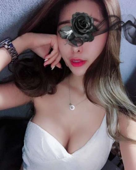 Chica busca chico en Granada: 