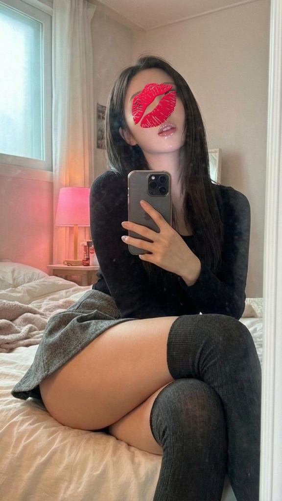 Chica busca chico en Cantabria: Chica busca chico