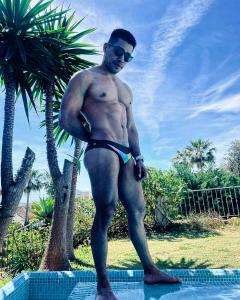 664791199: Chico busca chica en Las Palmas