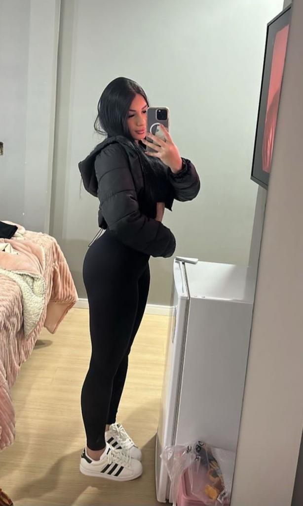 Chica busca chico en Sevilla: 