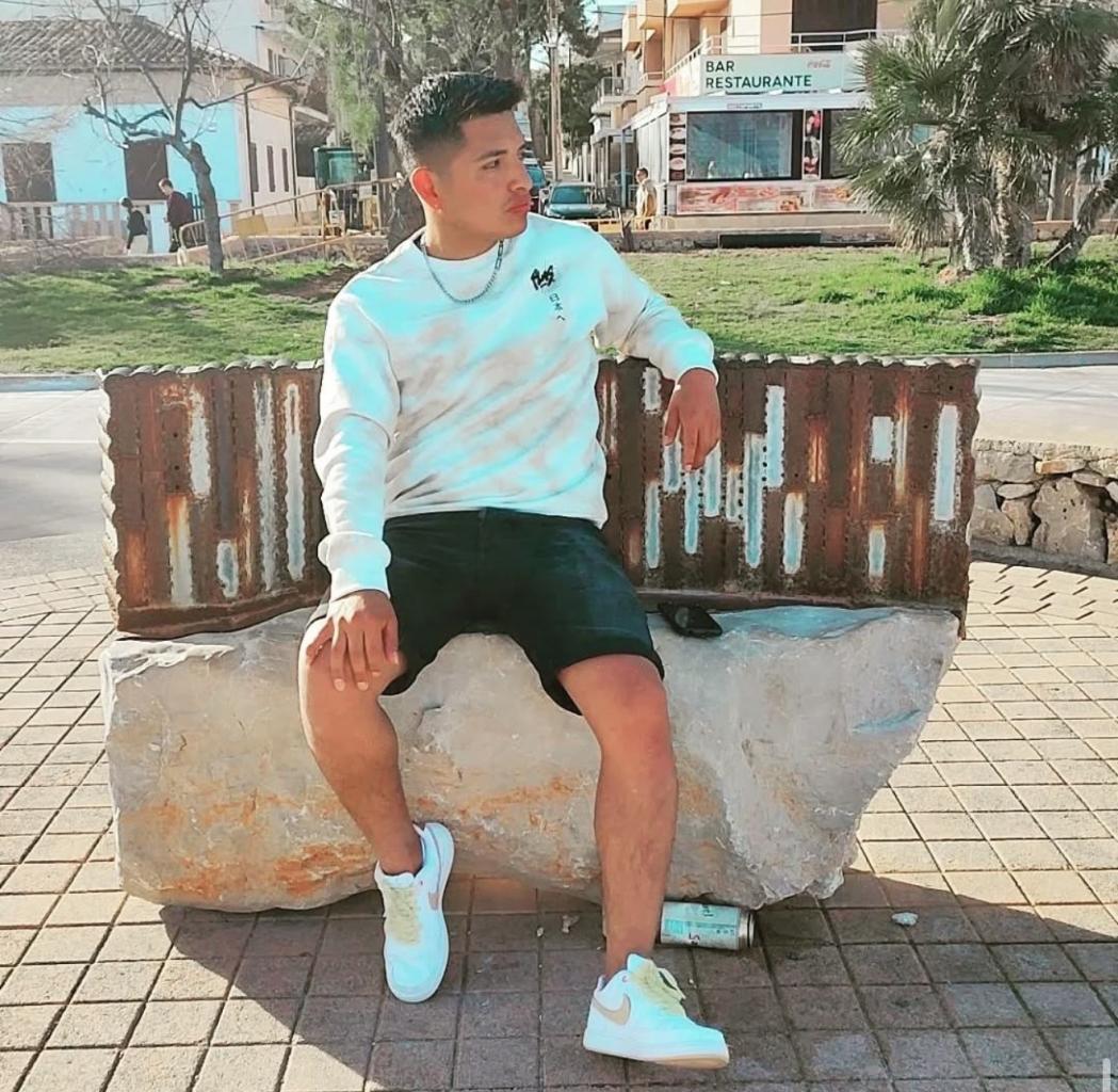 672855765: Chico busca chica en Madrid