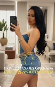 610674839: Chica busca chico en Granada