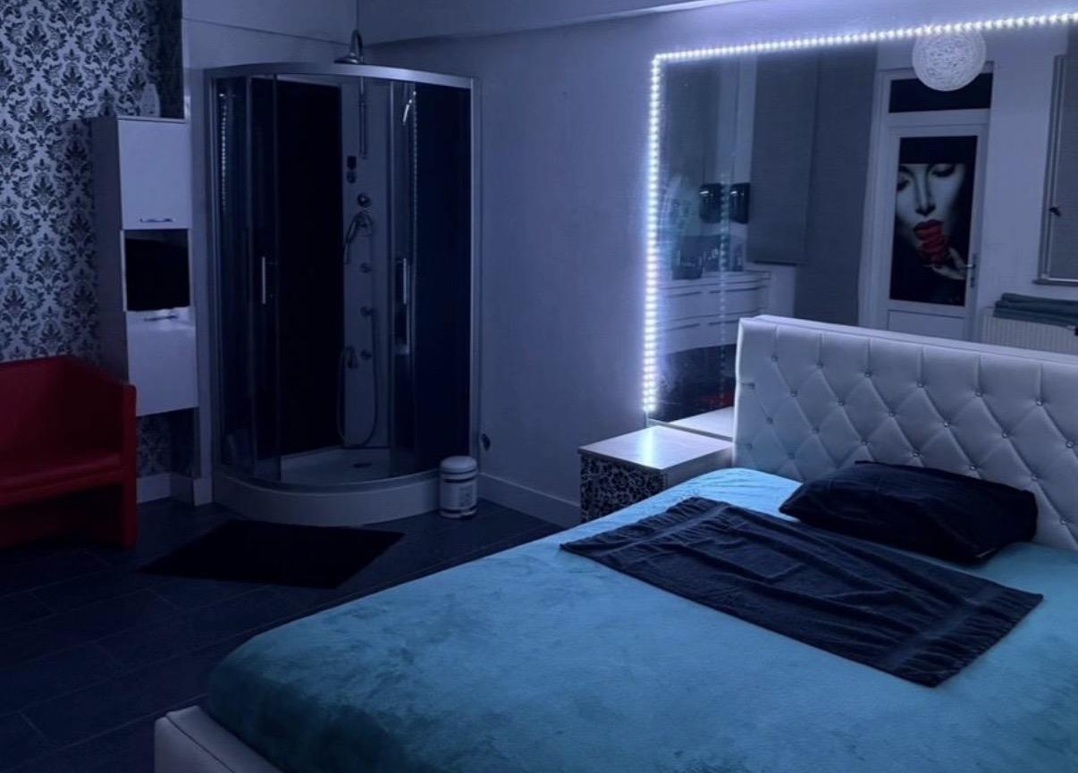 613587384:  en Alicante