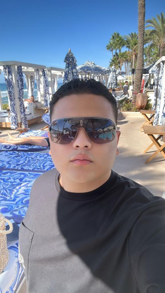 672488234: Chico busca chica en Granada