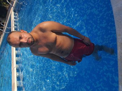 Chico busca chica en Alicante: 