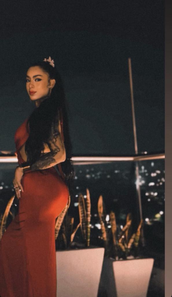 Chica busca chico en Granada: 