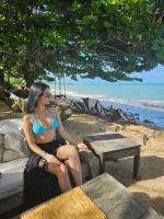 612405898: Chica busca chico en Madrid