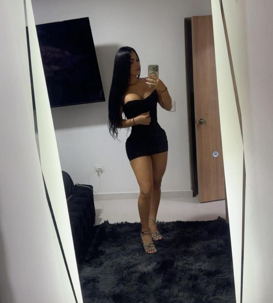 Chica busca chico en Alicante: Chica busca chico