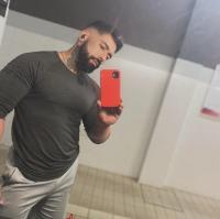 698133722: Chico busca chica en La Coruña