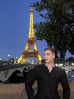 624893617: Chico busca chica en Madrid