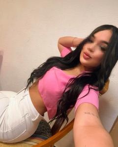 631332490: Chica busca chico en Almería