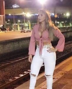 658573817: Travesti en Barcelona