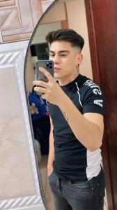 603954131: Chico busca chica en Sevilla