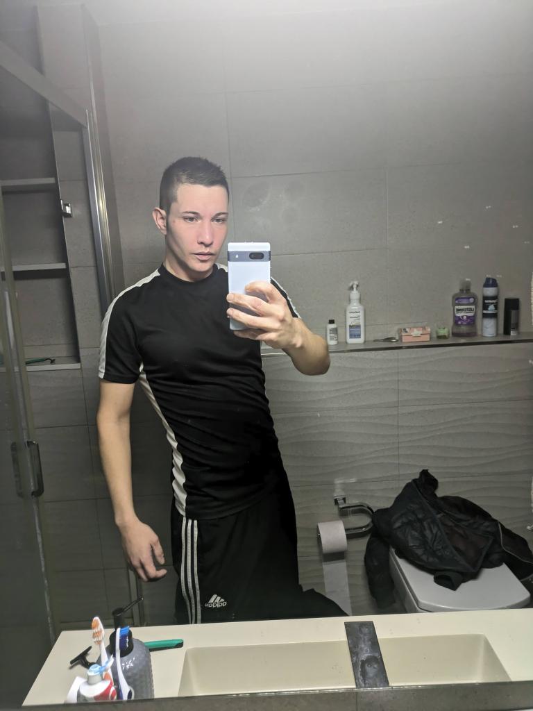 688709553: Chico busca chica en Alicante