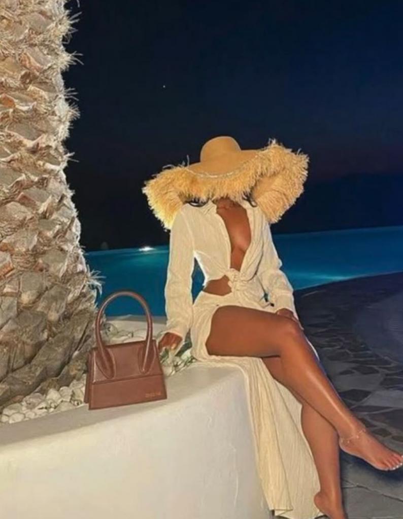 623312714: Chica busca chico en Sevilla