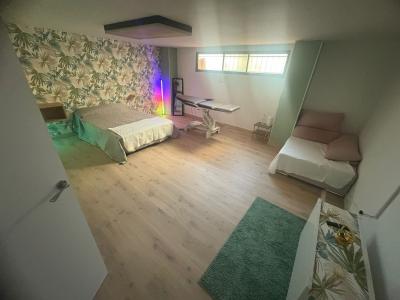 644808425:  en Barcelona