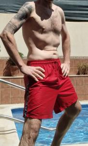 658117016: Chico busca chica en Granada