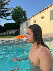 Chico busca chica en Málaga: 