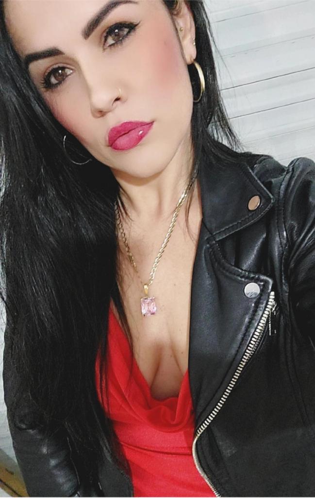 641895805: Chica busca chico en Zaragoza