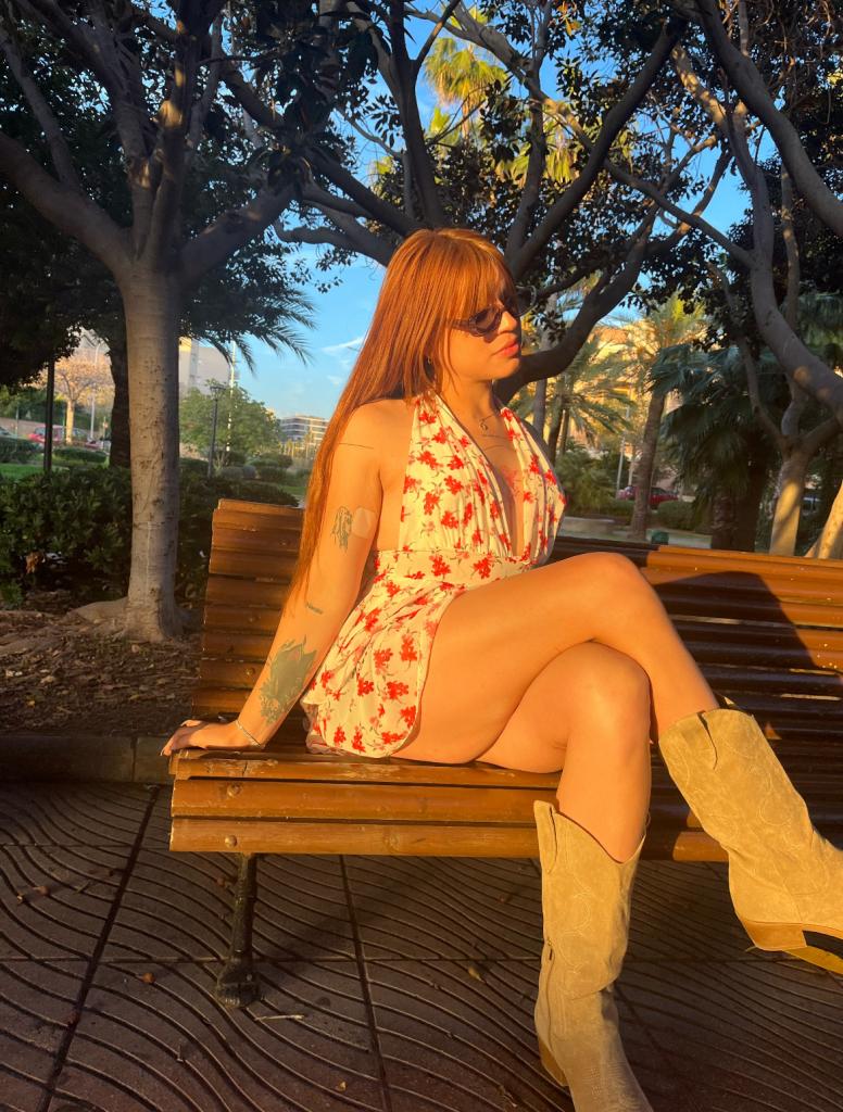 647256537: Travesti en Mallorca