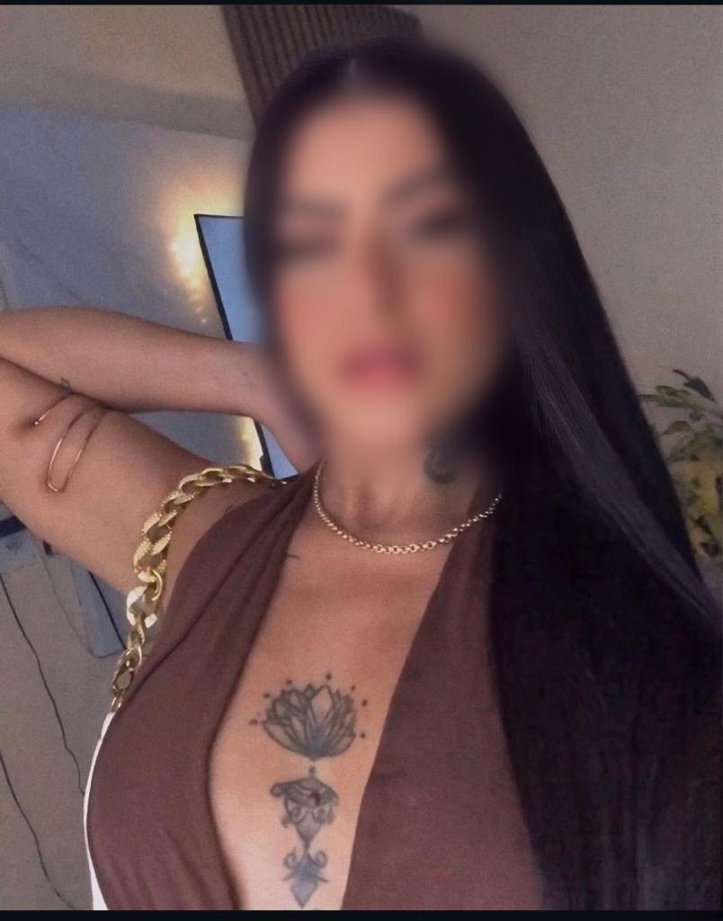687507825: Chica busca chico en Alicante
