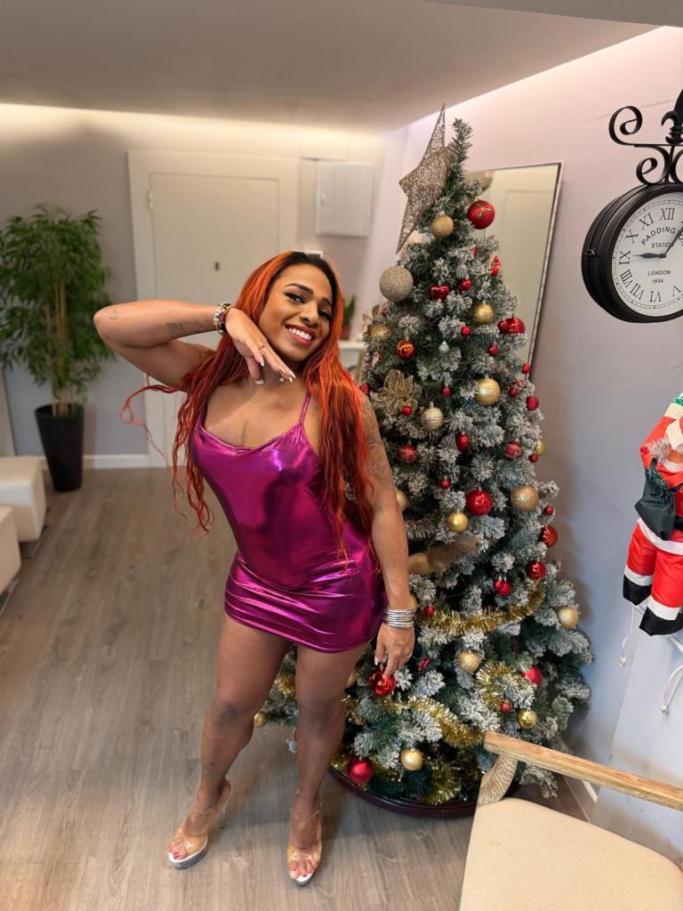 614559833: Transexual en Burgos