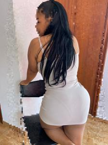 604199418: Chica busca chico en La Coruña