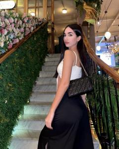 610177582: Chica busca chico en Cádiz