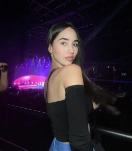 610177582: Chica busca chico en Cádiz