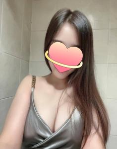 697964418: Chica busca chico en Madrid