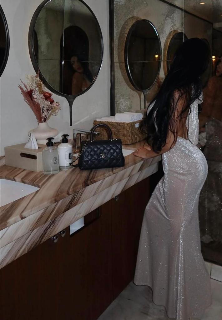 627957775: Chica busca chico en Málaga