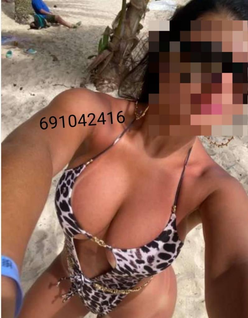 691042416: Chica busca chico en La Coruña
