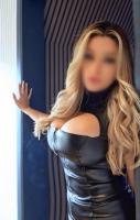 639150089: Chica busca chico en Barcelona