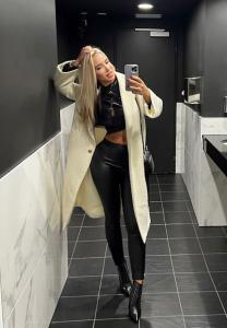 684741445: Chica busca chico en Mallorca