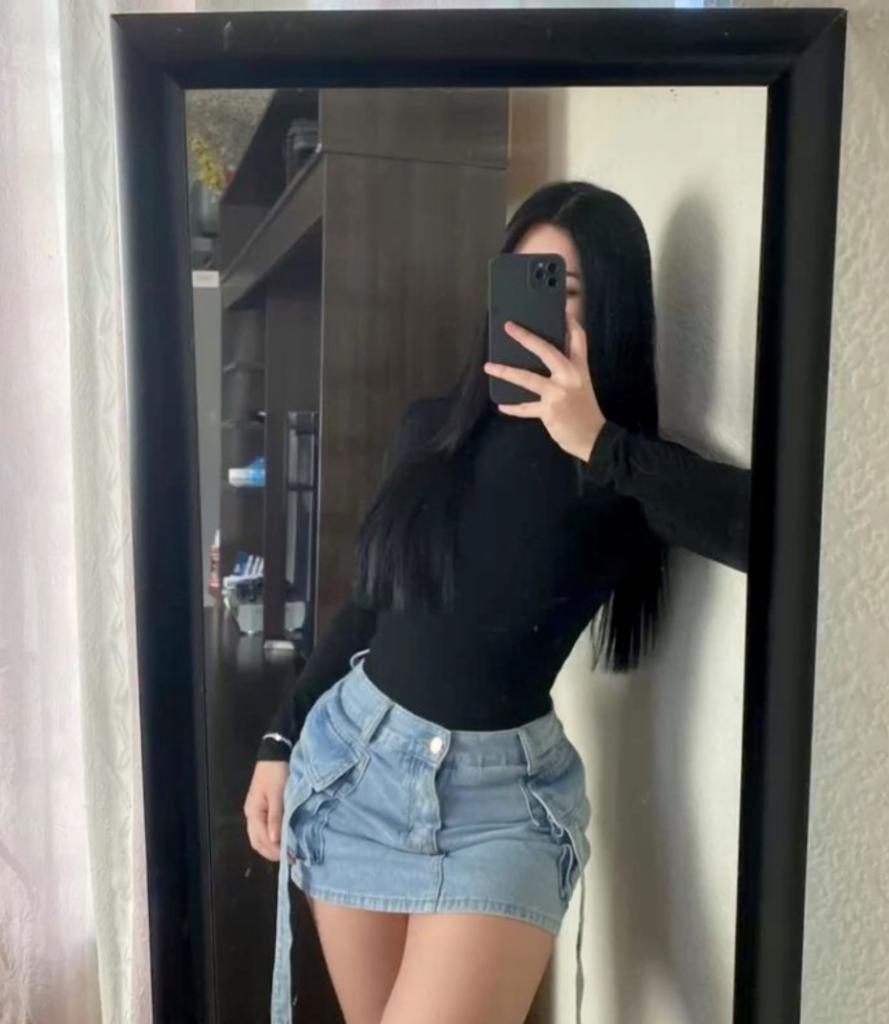 641844352: Chica busca chico en Ibiza