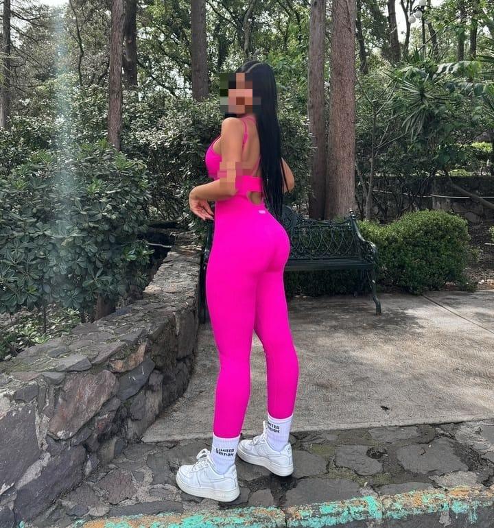 Chica busca chico en Granada: Chica busca chico