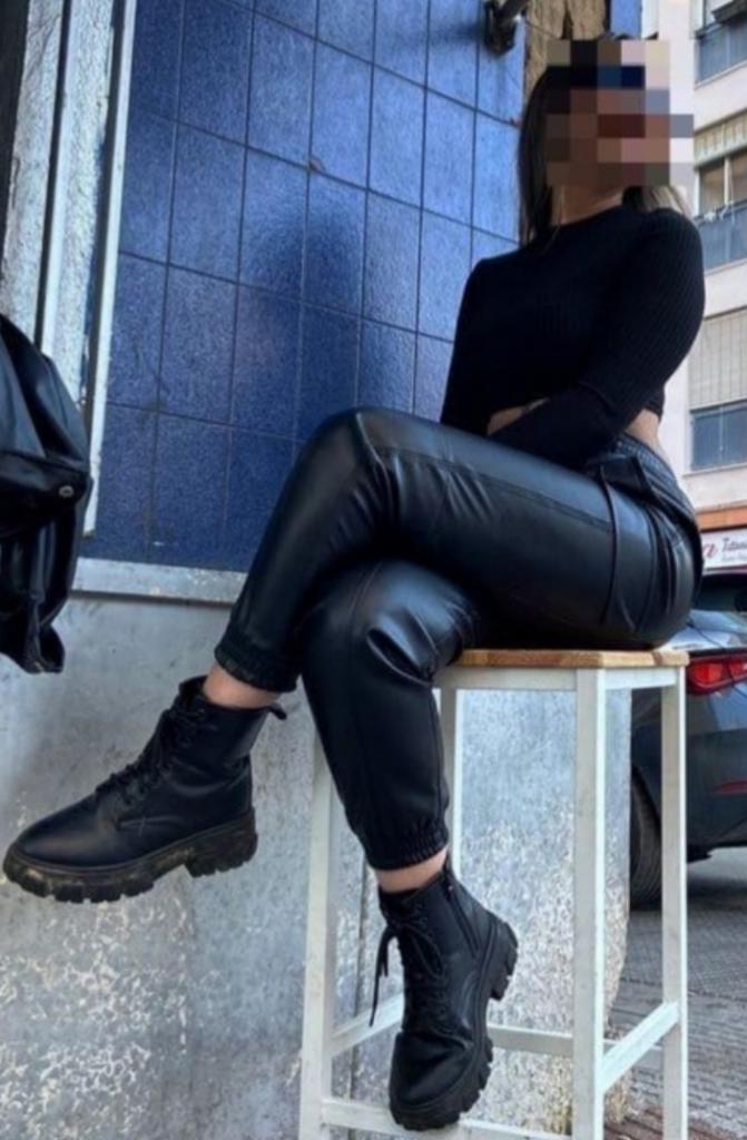 Chica busca chico en Asturias: 